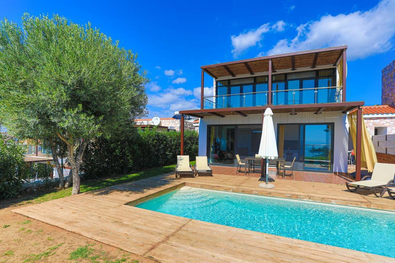 Kalma Villa Dio Nea Moudania Exterior foto
