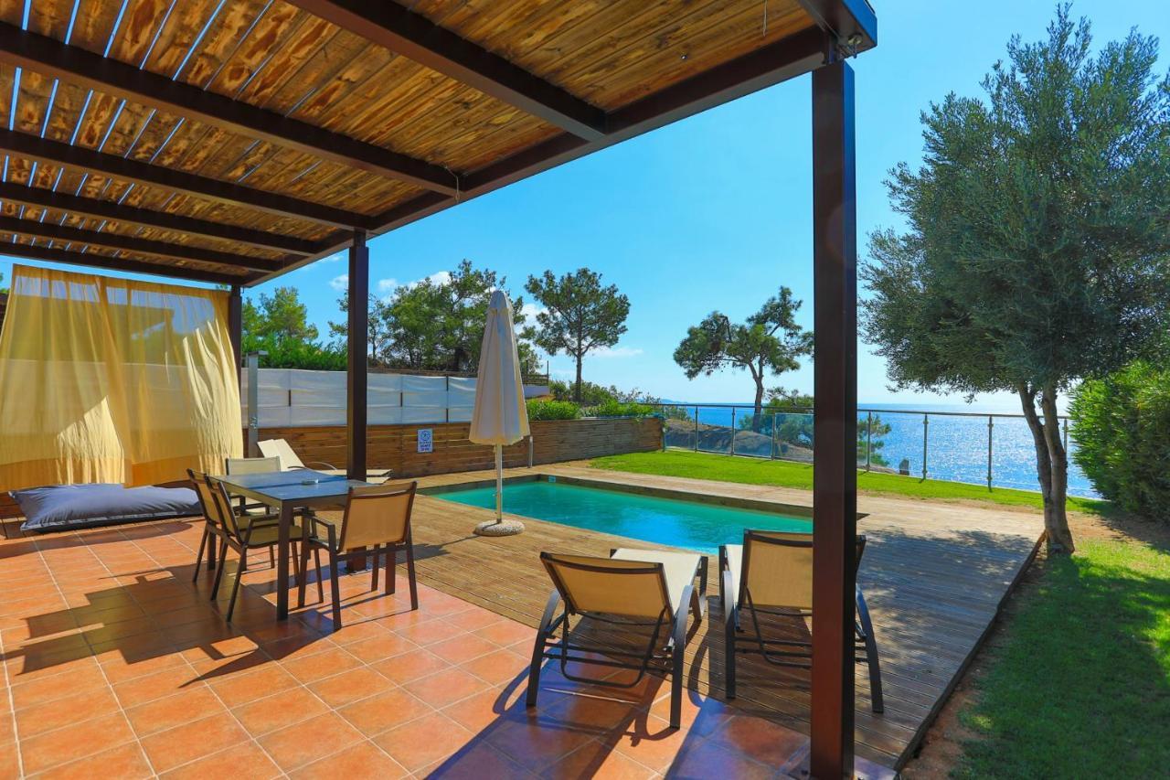 Kalma Villa Dio Nea Moudania Exterior foto