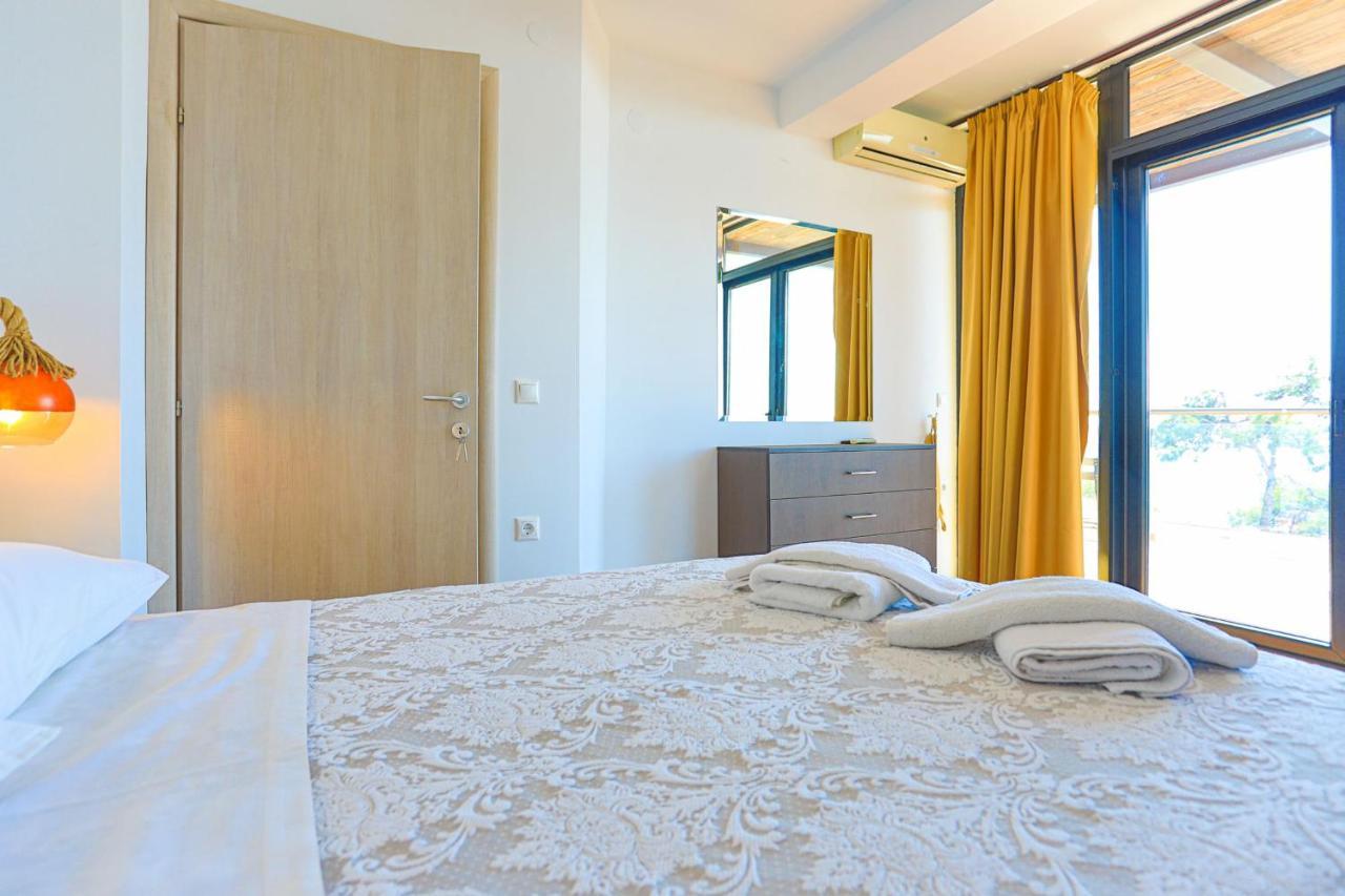 Kalma Villa Dio Nea Moudania Exterior foto