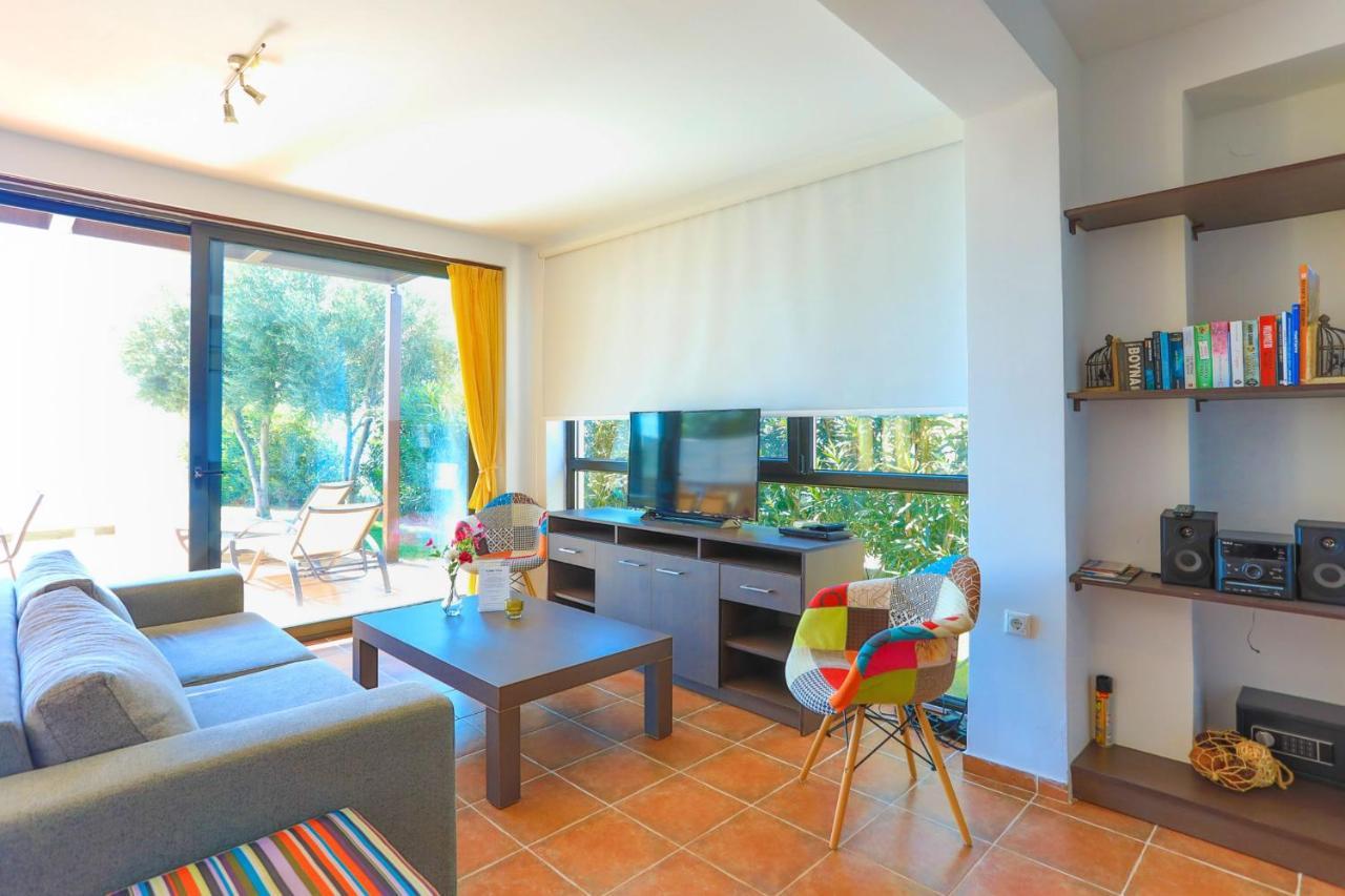 Kalma Villa Dio Nea Moudania Exterior foto