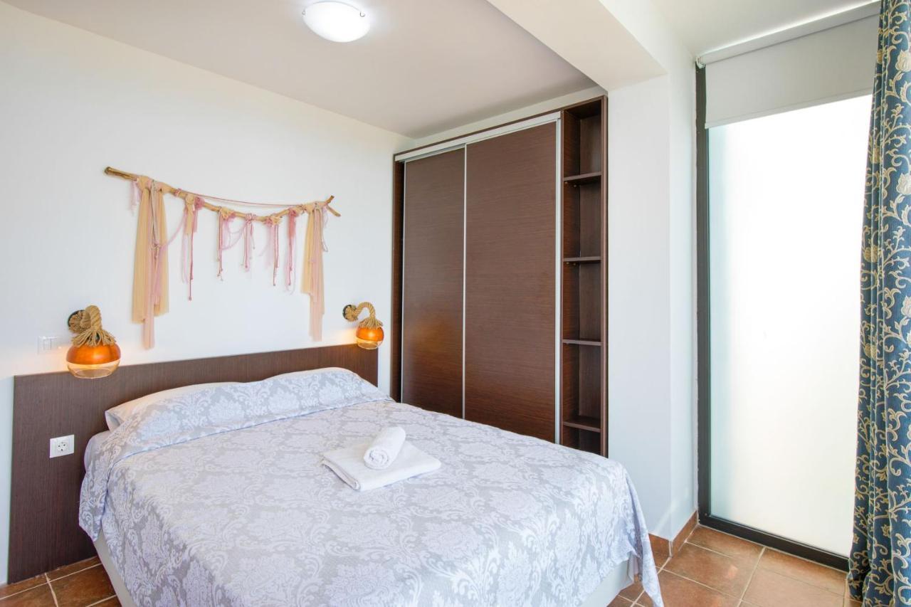 Kalma Villa Dio Nea Moudania Exterior foto